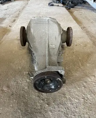 Audi A8 S8 D3 4E Rear differential 0AR526053 0AR525083