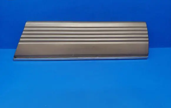 Mercedes-Benz S W126 Rear door trim (molding) 1266900540