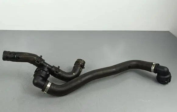 Jaguar F-Pace Engine coolant pipe/hose