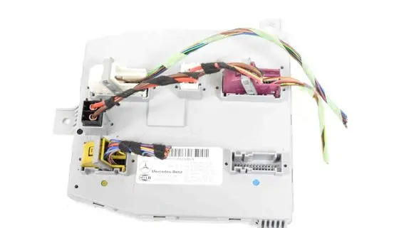 Mercedes-Benz C W205 Central body control module A2059006330
