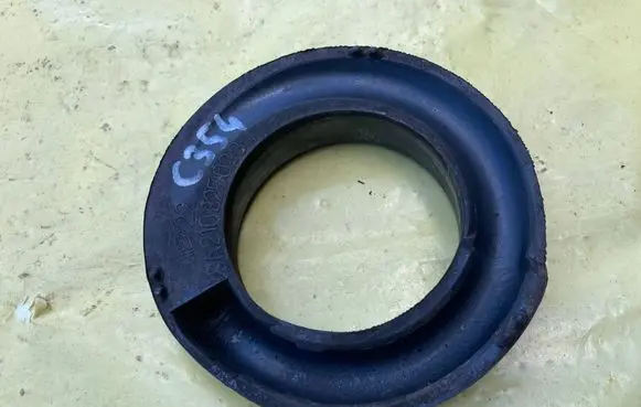 Mercedes-Benz C AMG W204 Rear coil spring rubber mount A2103250284