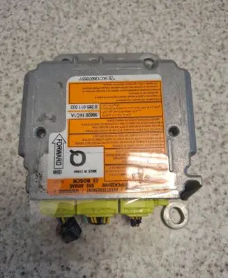 Nissan Juke I F15 Airbag control unit/module 988201KC1A 0285011033 ZE1KC12607055