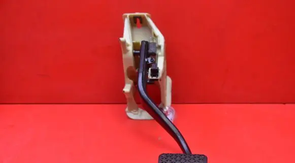BMW 7 F01 F02 F03 F04 Accelerator throttle pedal