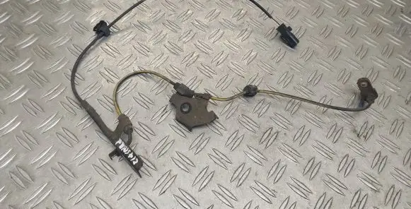 Toyota Prius+ (ZVW40) ABS brake wheel speed sensor
