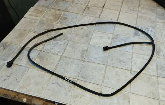 Windshield washer spray nozzle