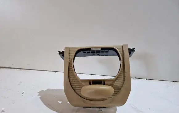 Mercedes-Benz CLS C219 Steering wheel column trim A2114600095