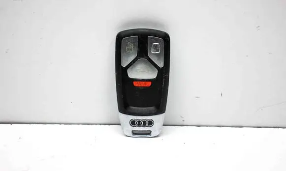 Audi A5 Ignition key/card 