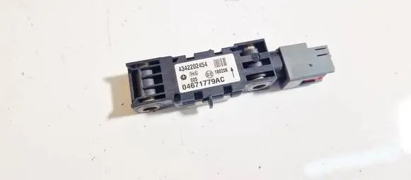 Chrysler Grand Voyager IV Airbag deployment crash/impact sensor 4342202454 04671779ac