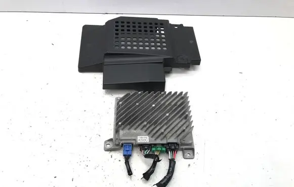 Sound amplifier