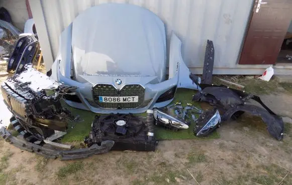 BMW 4 G22 G23 G24 G26 Front piece kit 
