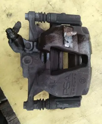 Peugeot 308 Front brake caliper 6C837C