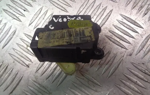 Opel Vectra C Central body control module