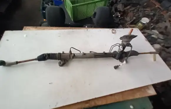 Ford Focus Steering rack 5M513200