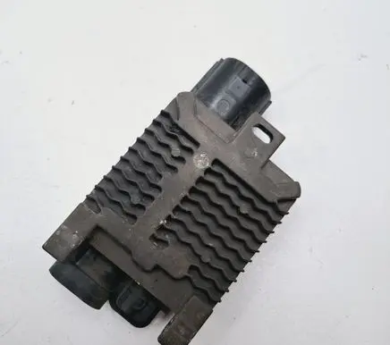 Jaguar XE Coolant fan relay 94013004