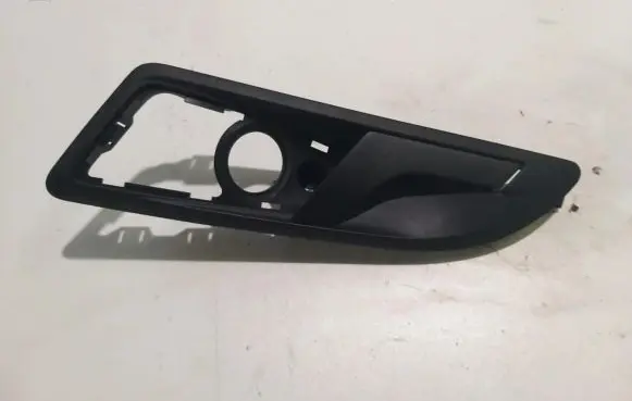 Skoda Octavia Mk2 (1Z) Rear door interior handle 1Z0839248