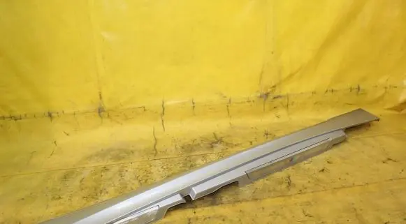 BMW 1 E81 E87 Foot area side trim 7906815