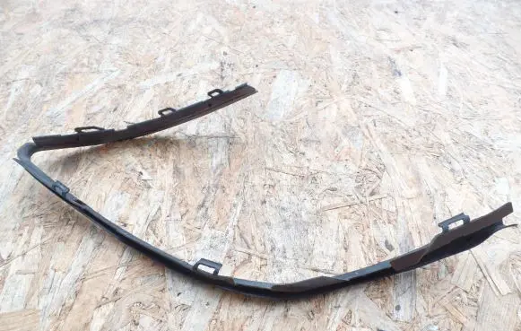 Opel Vectra C Under headlight/headlamp trim 15589400RE 15589400