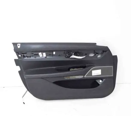 BMW 7 G11 G12 Front door card panel trim 105851304C