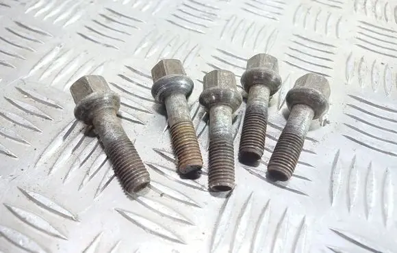 Mercedes-Benz A W168 Nuts/bolts 