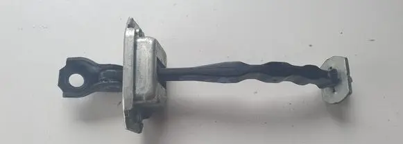 Nissan X-Trail T32 Rear door check strap stopper