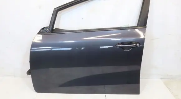 KIA Ceed Front door 