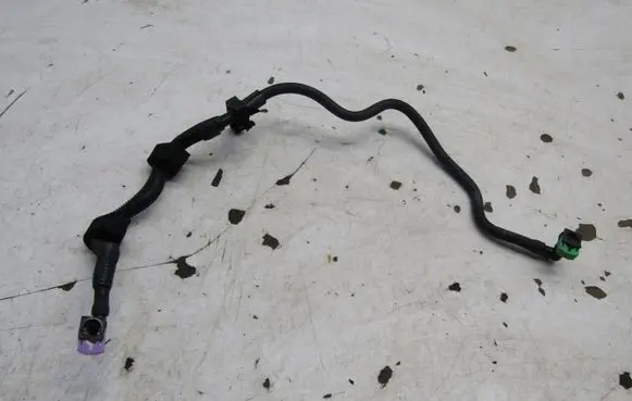 Mazda 2 Fuel line pipe KRIS235789