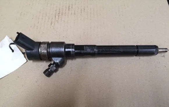 Opel Astra H Fuel injector 0445110276