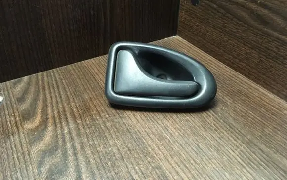 Renault Master III Front door interior handle 7700830078