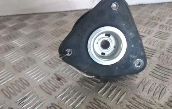Ford Focus Front upper strut mount BV613K55C2B