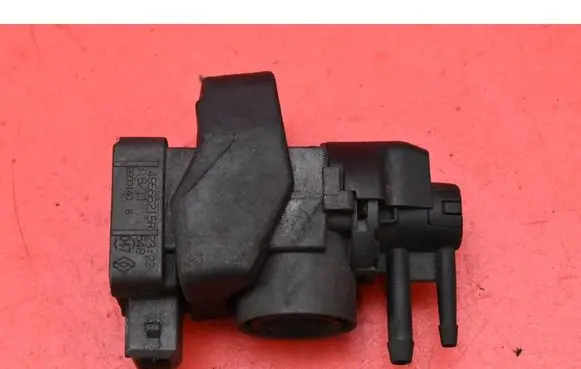 Nissan NV200 Vacuum valve 149566215R