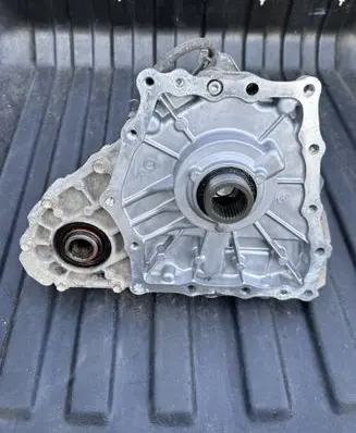 Infiniti FX Gearbox transfer box case 1X83301 1MD1A