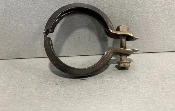 BMW 3 E90 E91 Muffler pipe connector clamp 7796718