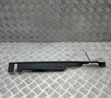 Audi A5 Fender end trim 8W6820582E
