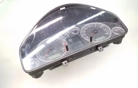 Seat Alhambra (Mk1) Speedometer (instrument cluster) 7M7920840L