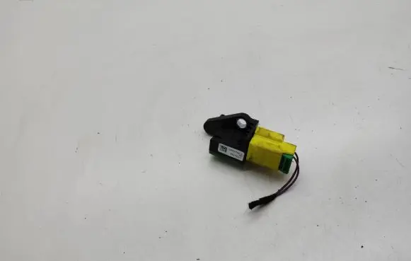 Volkswagen Sharan Airbag deployment crash/impact sensor 391229