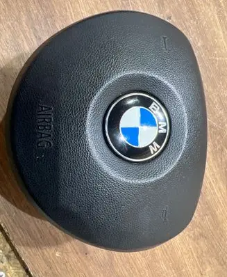 BMW 1 E81 E87 Steering wheel airbag 30516619901 33676308203 04B1970P0016