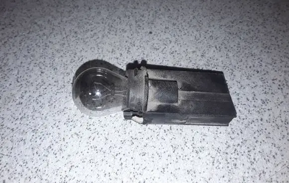BMW 5 E34 Tail light bulb cover holder 63216379399 6379399 133296