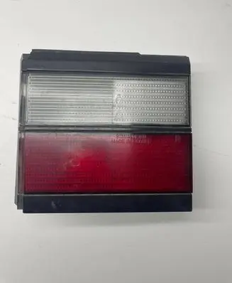 Volkswagen PASSAT B3 Tailgate rear/tail lights 333945108 333945259