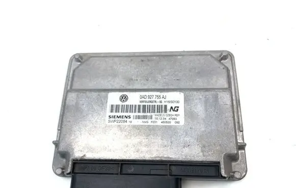 Volkswagen Touareg I Gearbox control unit/module 0AD927755AJ 5WP22084