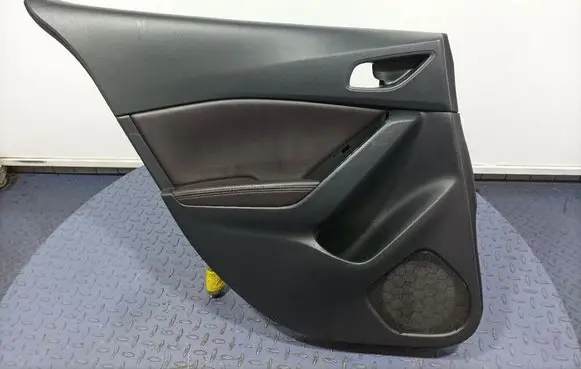 Mazda 3 III Door card panel trim set BANG-68550