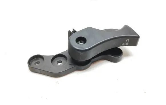 BMW 2 F46 Engine bonnet (hood) release handle 7326517 20024110