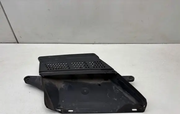 Audi A4 S4 B8 8K Air intake duct part 8K0129618J
