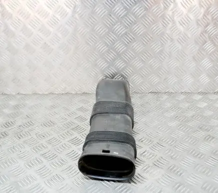 BMW 4 F32 F33 Air intake duct part 8507567 70529002