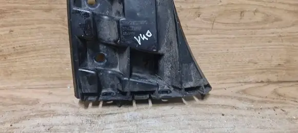 Volvo V40 Front bumper mounting bracket 31425111