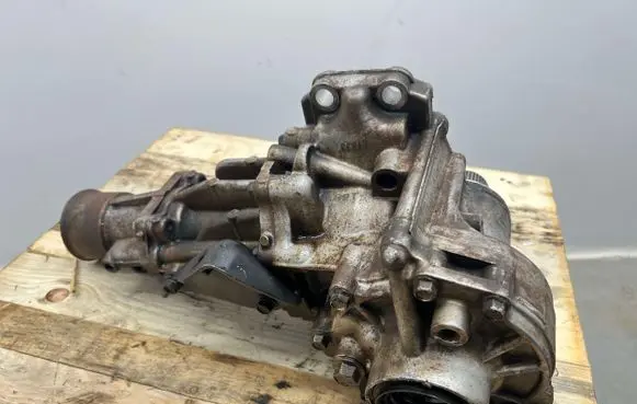 Mitsubishi ASX Gearbox transfer box case 067038