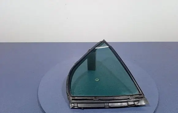 Toyota Camry Rear door window glass
