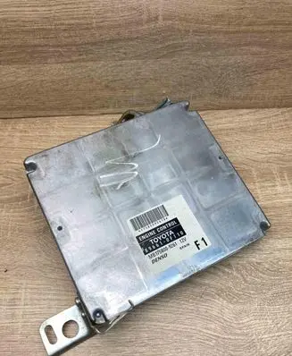Toyota Corolla Verso AR10 Engine control unit/module ECU 896610F110 MB1758009261