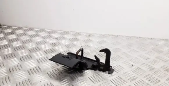 Audi TT TTS Mk2 Engine bonnet/hood lock/latch loop/hook 8J0823480C