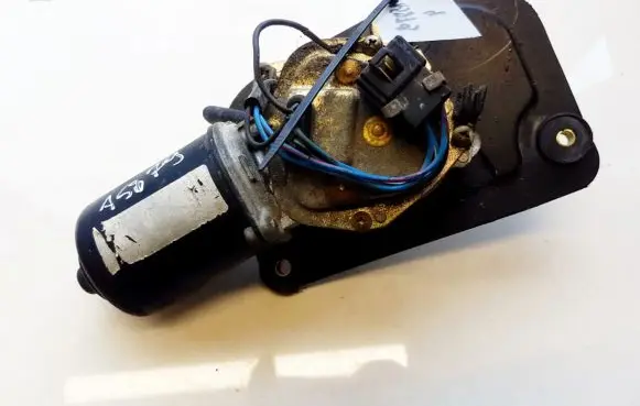 Mitsubishi Lancer Wiper motor