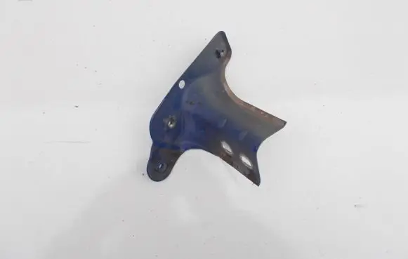 Skoda Fabia Mk2 (5J) Fender mounting bracket 5J0821142